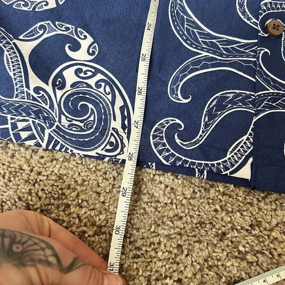 Makani Hawaii Shirt Mens Octopus Large Blue Tribal Microfiber Hawaiian Aloha - Picture 2 of 8